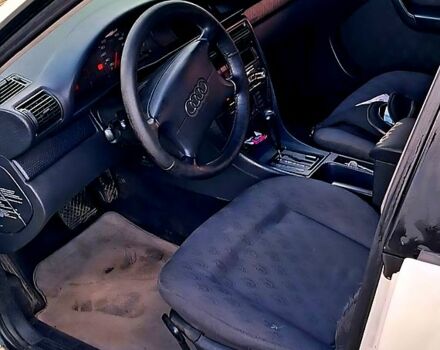 Белый Ауди А6, объемом двигателя 2 л и пробегом 303 тыс. км за 2499 $, фото 3 на Automoto.ua