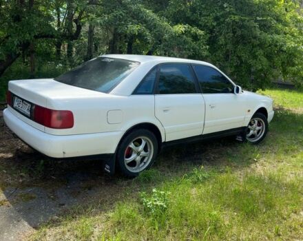 Белый Ауди А6, объемом двигателя 1.8 л и пробегом 420 тыс. км за 2000 $, фото 2 на Automoto.ua