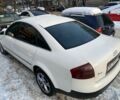Белый Ауди А6, объемом двигателя 2.5 л и пробегом 300 тыс. км за 2999 $, фото 1 на Automoto.ua
