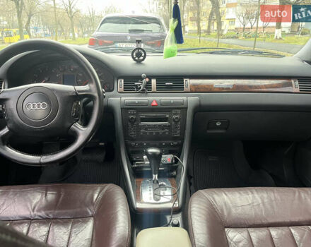 Белый Ауди А6, объемом двигателя 2.8 л и пробегом 378 тыс. км за 2250 $, фото 9 на Automoto.ua