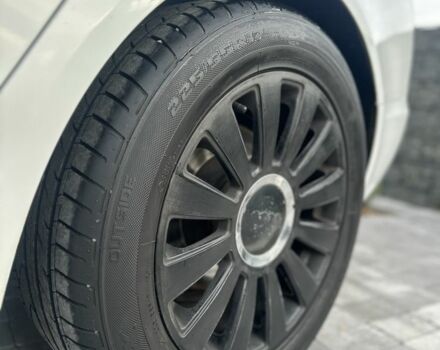 Белый Ауди А6, объемом двигателя 2 л и пробегом 265 тыс. км за 10900 $, фото 6 на Automoto.ua