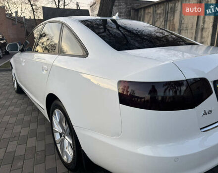 Белый Ауди А6, объемом двигателя 3.12 л и пробегом 265 тыс. км за 7500 $, фото 13 на Automoto.ua