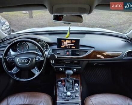 Белый Ауди А6, объемом двигателя 1.98 л и пробегом 186 тыс. км за 12000 $, фото 8 на Automoto.ua