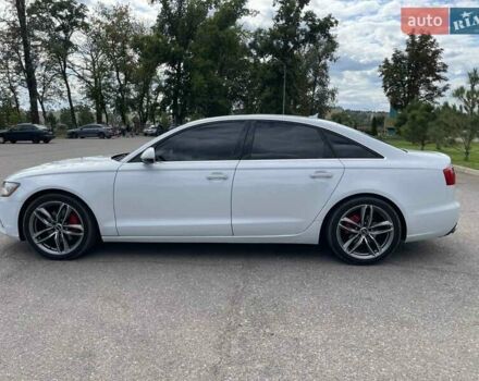 Білий Ауді А6, об'ємом двигуна 2 л та пробігом 280 тис. км за 13000 $, фото 6 на Automoto.ua