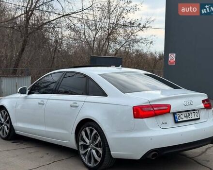 Ауді А6 2012 у Києві на Automoto.ua Білий Ауді А6, об'ємом двигуна 1.98 л та пробігом 260 тис. км за 13200 $, фото 6 на Automoto.ua