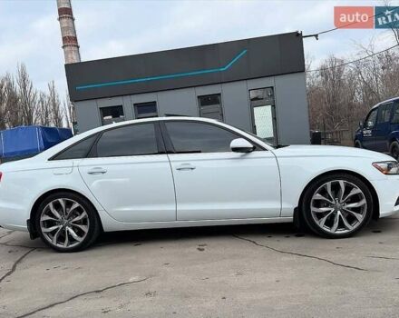Ауді А6 2012 у Києві на Automoto.ua Білий Ауді А6, об'ємом двигуна 1.98 л та пробігом 260 тис. км за 13200 $, фото 4 на Automoto.ua