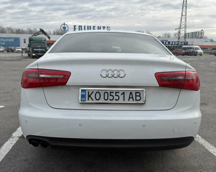 Белый Ауди А6, объемом двигателя 1.97 л и пробегом 240 тыс. км за 14000 $, фото 7 на Automoto.ua