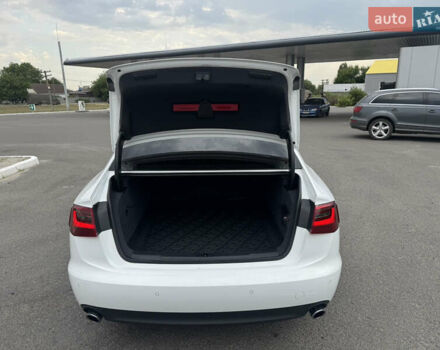 Білий Ауді А6, об'ємом двигуна 2 л та пробігом 212 тис. км за 11799 $, фото 19 на Automoto.ua