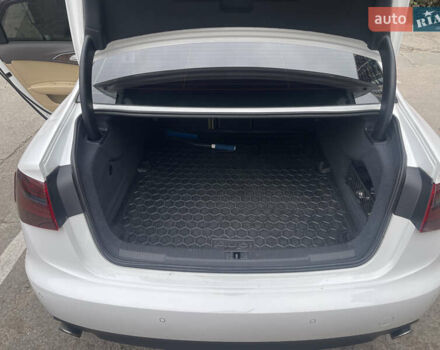 Білий Ауді А6, об'ємом двигуна 3 л та пробігом 225 тис. км за 11500 $, фото 6 на Automoto.ua