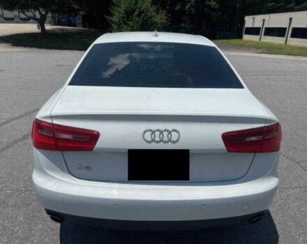 Белый Ауди А6, объемом двигателя 2 л и пробегом 129 тыс. км за 3400 $, фото 5 на Automoto.ua