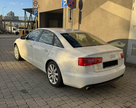 Белый Ауди А6, объемом двигателя 1.98 л и пробегом 178 тыс. км за 14000 $, фото 3 на Automoto.ua