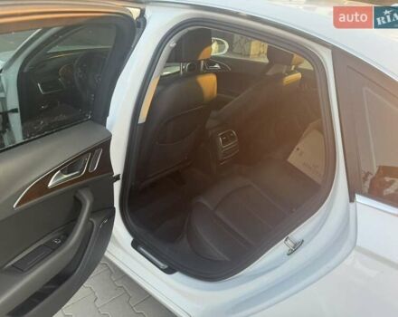 Білий Ауді А6, об'ємом двигуна 1.98 л та пробігом 263 тис. км за 12800 $, фото 3 на Automoto.ua