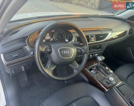 Білий Ауді А6, об'ємом двигуна 1.98 л та пробігом 263 тис. км за 12800 $, фото 4 на Automoto.ua