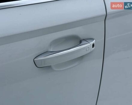 Білий Ауді А6, об'ємом двигуна 1.98 л та пробігом 210 тис. км за 12800 $, фото 7 на Automoto.ua