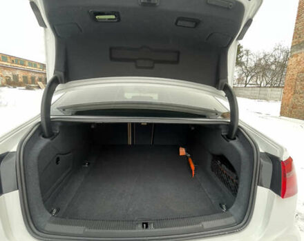 Білий Ауді А6, об'ємом двигуна 2 л та пробігом 230 тис. км за 11300 $, фото 25 на Automoto.ua