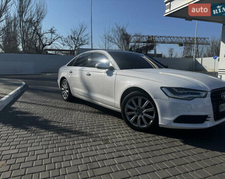 Ауди А6 2014 в Одессе на Automoto.ua Белый Ауди А6, объемом двигателя 2 л и пробегом 245 тыс. км за 14500 $, фото 1 на Automoto.ua