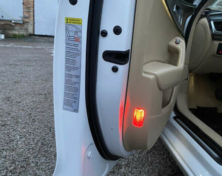 Білий Ауді А6, об'ємом двигуна 2 л та пробігом 235 тис. км за 13500 $, фото 43 на Automoto.ua