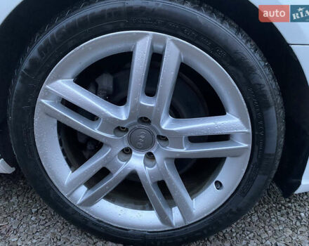 Білий Ауді А6, об'ємом двигуна 2 л та пробігом 235 тис. км за 13500 $, фото 27 на Automoto.ua