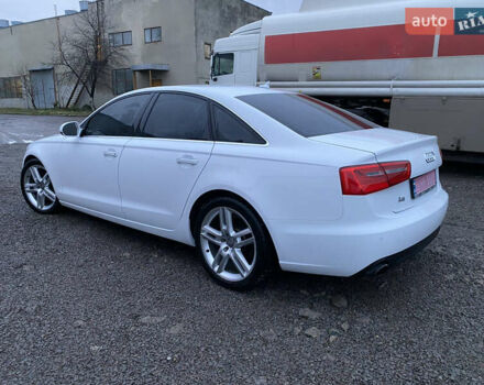 Білий Ауді А6, об'ємом двигуна 2 л та пробігом 235 тис. км за 13500 $, фото 13 на Automoto.ua