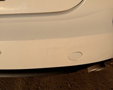 Белый Ауди А6, объемом двигателя 2 л и пробегом 200 тыс. км за 12400 $, фото 6 на Automoto.ua