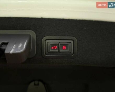 Белый Ауди А6, объемом двигателя 1.97 л и пробегом 156 тыс. км за 22990 $, фото 9 на Automoto.ua