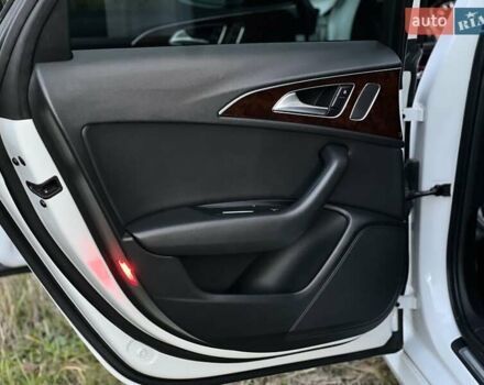 Білий Ауді А6, об'ємом двигуна 1.98 л та пробігом 201 тис. км за 14000 $, фото 63 на Automoto.ua