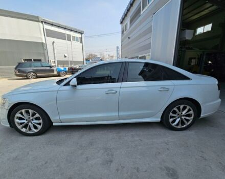 Белый Ауди А6, объемом двигателя 2 л и пробегом 170 тыс. км за 15000 $, фото 2 на Automoto.ua