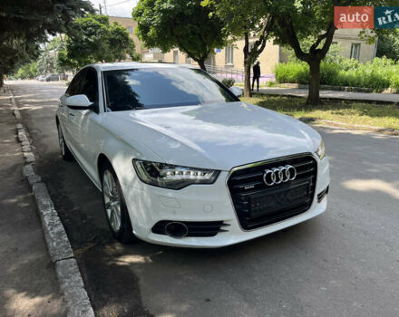 Белый Ауди А6, объемом двигателя 3 л и пробегом 199 тыс. км за 25000 $, фото 4 на Automoto.ua