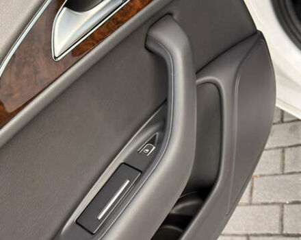 Белый Ауди А6, объемом двигателя 1.98 л и пробегом 150 тыс. км за 17600 $, фото 8 на Automoto.ua