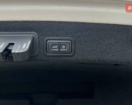 Білий Ауді А6, об'ємом двигуна 3 л та пробігом 195 тис. км за 23000 $, фото 23 на Automoto.ua