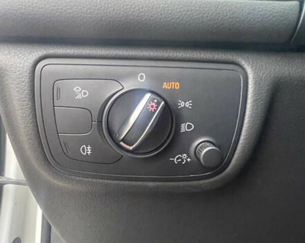 Білий Ауді А6, об'ємом двигуна 1.97 л та пробігом 143 тис. км за 22000 $, фото 31 на Automoto.ua