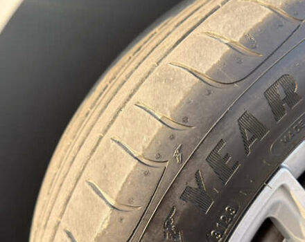 Белый Ауди А6, объемом двигателя 1.98 л и пробегом 150 тыс. км за 17600 $, фото 22 на Automoto.ua