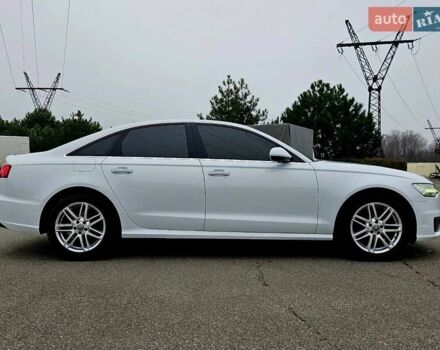 Білий Ауді А6, об'ємом двигуна 2 л та пробігом 120 тис. км за 19900 $, фото 15 на Automoto.ua