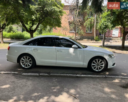 Белый Ауди А6, объемом двигателя 3 л и пробегом 199 тыс. км за 25000 $, фото 3 на Automoto.ua