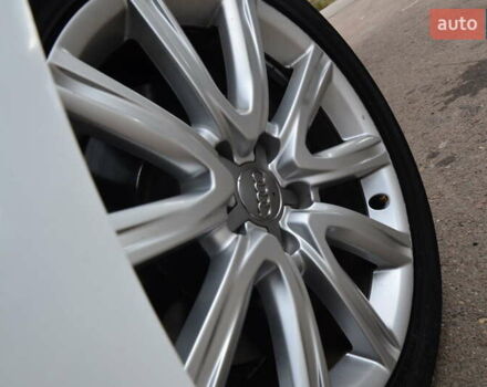Ауді А6 2015 у Дрогобичі на Automoto.ua Білий Ауді А6, об'ємом двигуна 2 л та пробігом 184 тис. км за 12850 $, фото 4 на Automoto.ua