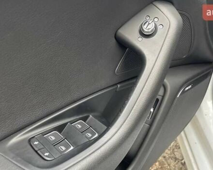 Ауді А6 2015 у Києві на Automoto.ua Білий Ауді А6, об'ємом двигуна 0 л та пробігом 191 тис. км за 23890 $, фото 10 на Automoto.ua