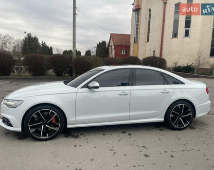 Белый Ауди А6, объемом двигателя 1.97 л и пробегом 155 тыс. км за 21000 $, фото 5 на Automoto.ua