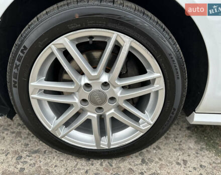 Белый Ауди А6, объемом двигателя 1.97 л и пробегом 120 тыс. км за 19900 $, фото 62 на Automoto.ua