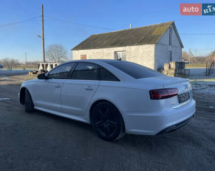 Белый Ауди А6, объемом двигателя 2 л и пробегом 270 тыс. км за 16000 $, фото 6 на Automoto.ua