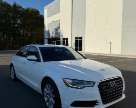 Белый Ауди А6, объемом двигателя 2 л и пробегом 71 тыс. км за 12000 $, фото 2 на Automoto.ua