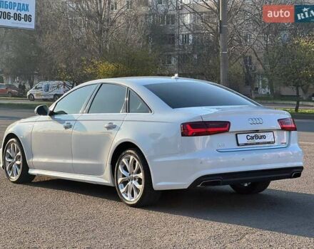 Белый Ауди А6, объемом двигателя 1.98 л и пробегом 130 тыс. км за 16700 $, фото 8 на Automoto.ua