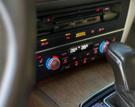 Белый Ауди А6, объемом двигателя 3 л и пробегом 162 тыс. км за 20000 $, фото 17 на Automoto.ua