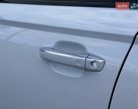 Ауди А6 2016 в Киеве на Automoto.ua Белый Ауди А6, объемом двигателя 2 л и пробегом 74 тыс. км за 27999 $, фото 12 на Automoto.ua