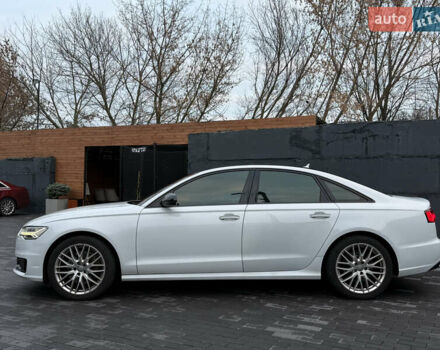 Белый Ауди А6, объемом двигателя 3 л и пробегом 180 тыс. км за 21000 $, фото 6 на Automoto.ua