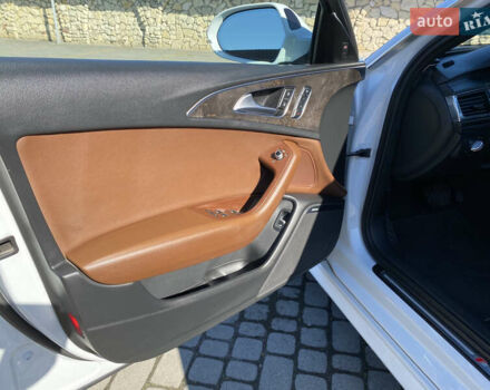 Белый Ауди А6, объемом двигателя 1.98 л и пробегом 150 тыс. км за 18500 $, фото 17 на Automoto.ua
