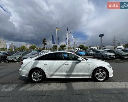 Белый Ауди А6, объемом двигателя 1.8 л и пробегом 88 тыс. км за 24413 $, фото 4 на Automoto.ua