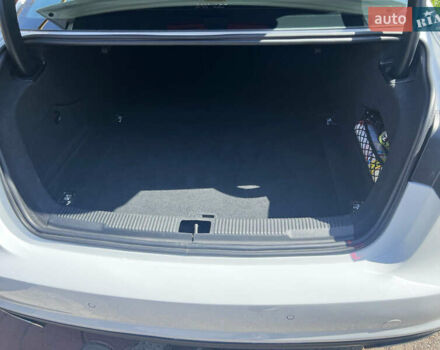 Белый Ауди А6, объемом двигателя 2 л и пробегом 126 тыс. км за 25500 $, фото 16 на Automoto.ua