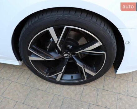 Белый Ауди А6, объемом двигателя 2 л и пробегом 70 тыс. км за 41500 $, фото 2 на Automoto.ua