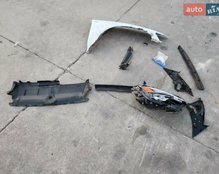 Белый Ауди А6, объемом двигателя 3 л и пробегом 61 тыс. км за 14000 $, фото 11 на Automoto.ua