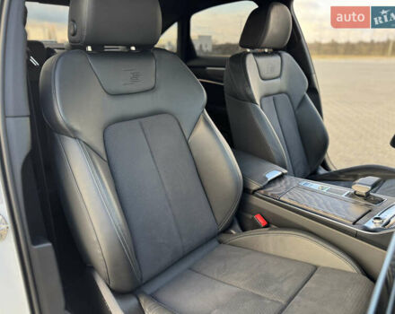 Белый Ауди А6, объемом двигателя 2 л и пробегом 90 тыс. км за 43999 $, фото 24 на Automoto.ua